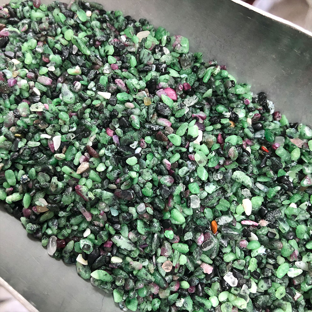 بلورات الحجر الطبيعي الزبرجد ا - مراجعة Fish Tank Gravel وسعره